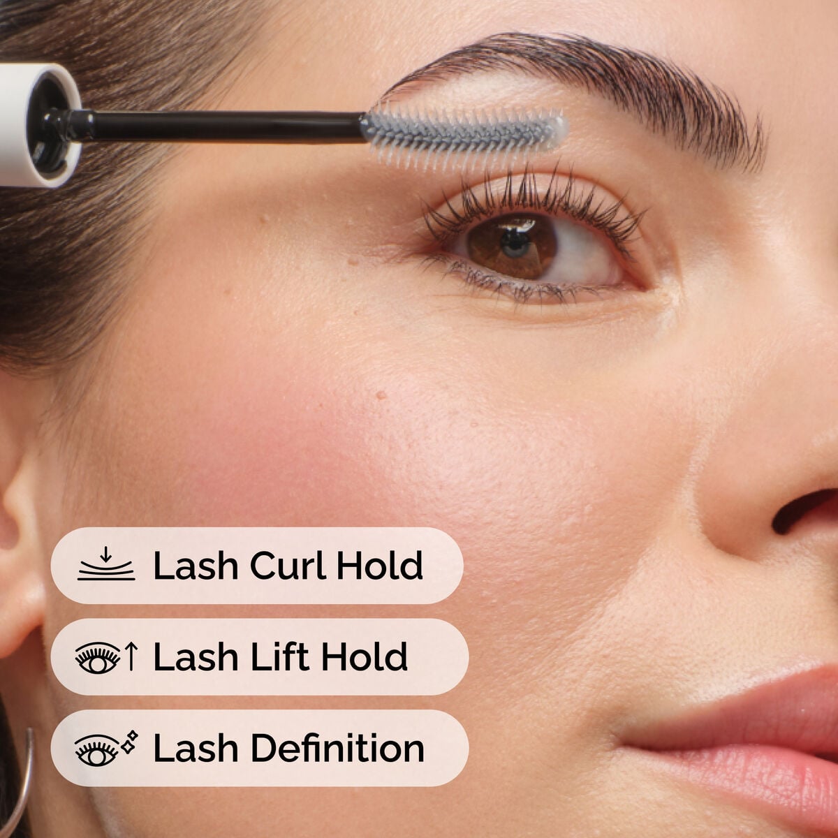 lash-curl-finisher-i0 ord-lash-curl-finisher-model-application-with-benefits.jpg
